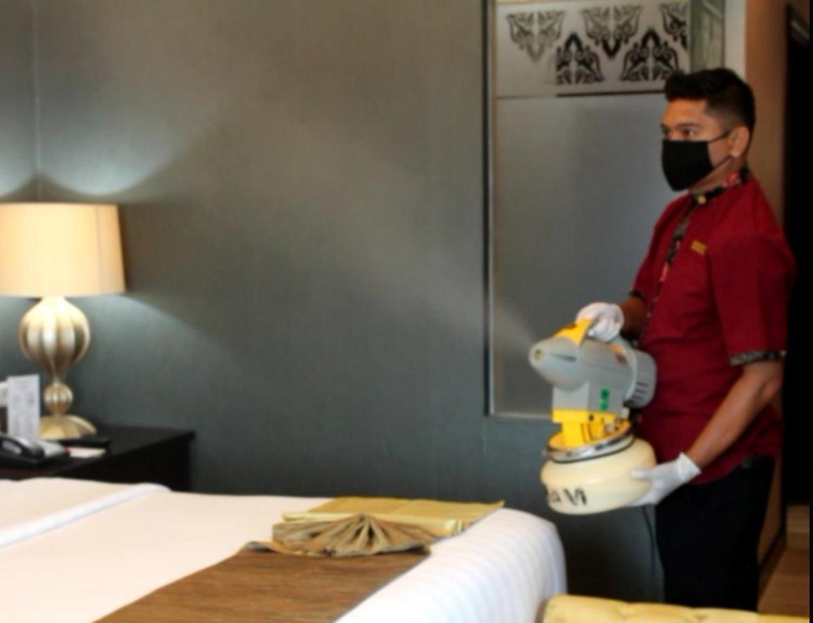 Swiss-Belhotel Ambon Esterno foto