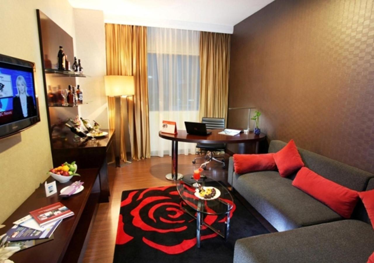Swiss-Belhotel Ambon Esterno foto