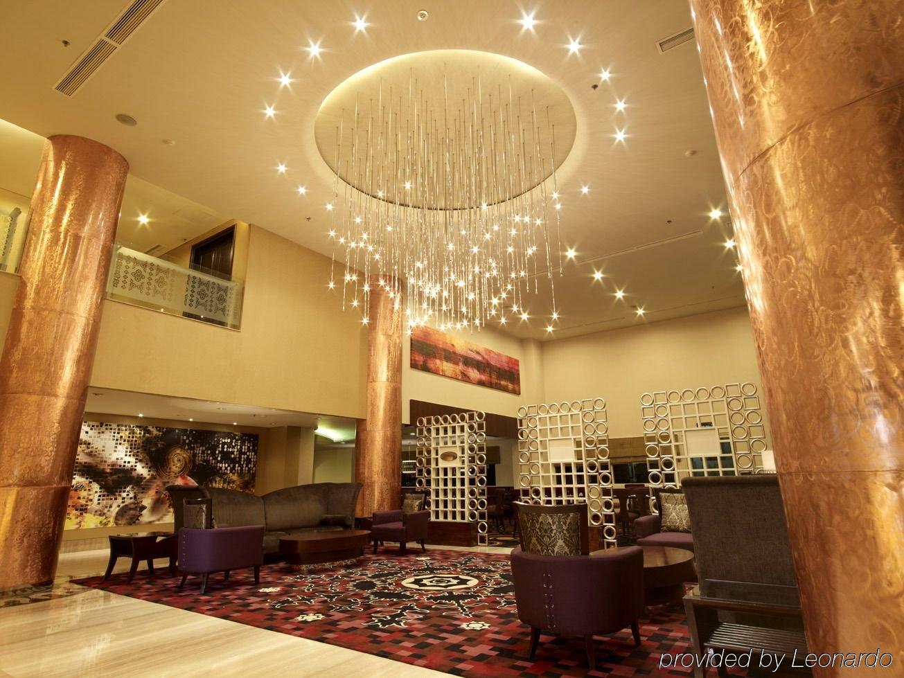 Swiss-Belhotel Ambon Esterno foto