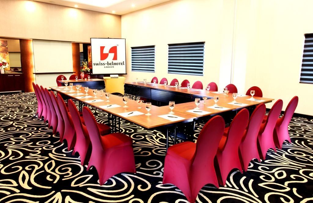 Swiss-Belhotel Ambon Esterno foto